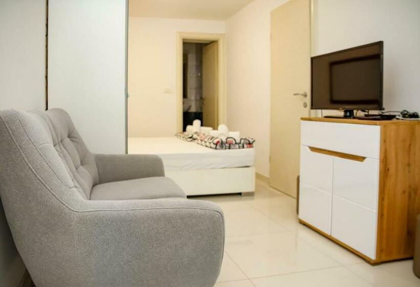 Пансион Studio Apartman