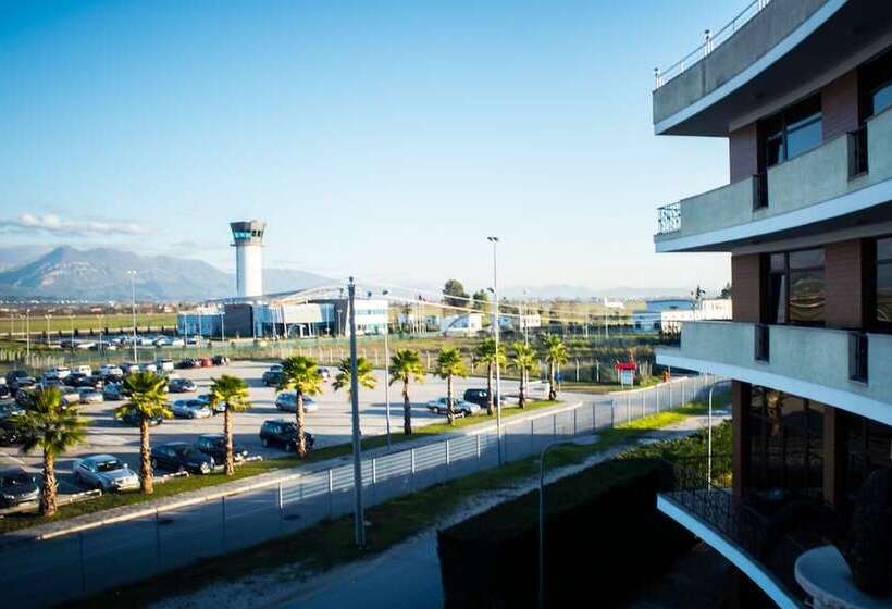 Hotel Airport  Tirana