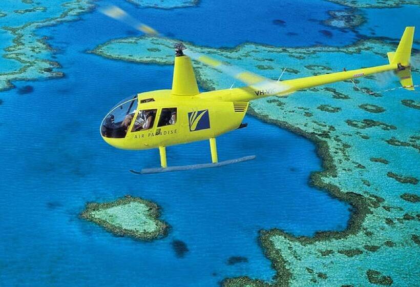 هتل At Water's Edge Resort