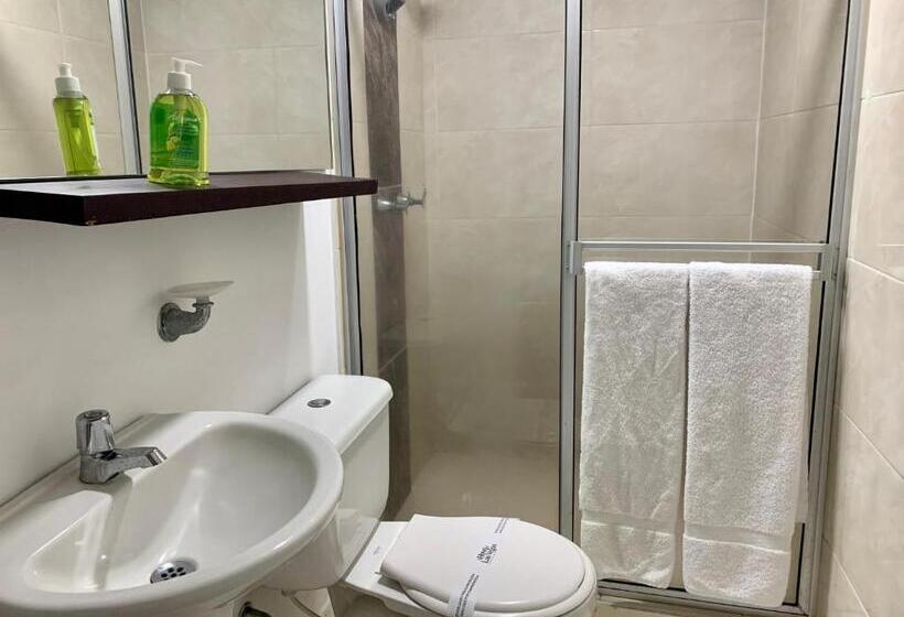 هتل Ayenda 1415 Las Vegas Granada