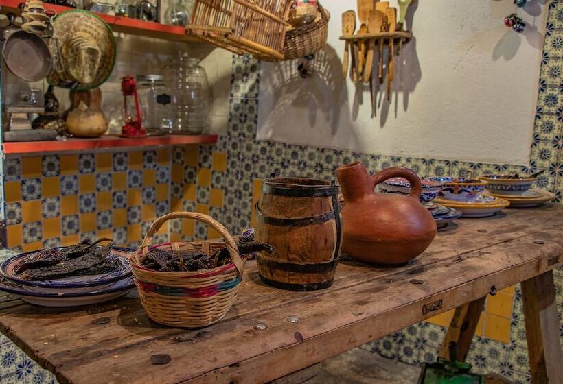 هتل Boutique Casona De La China Poblana