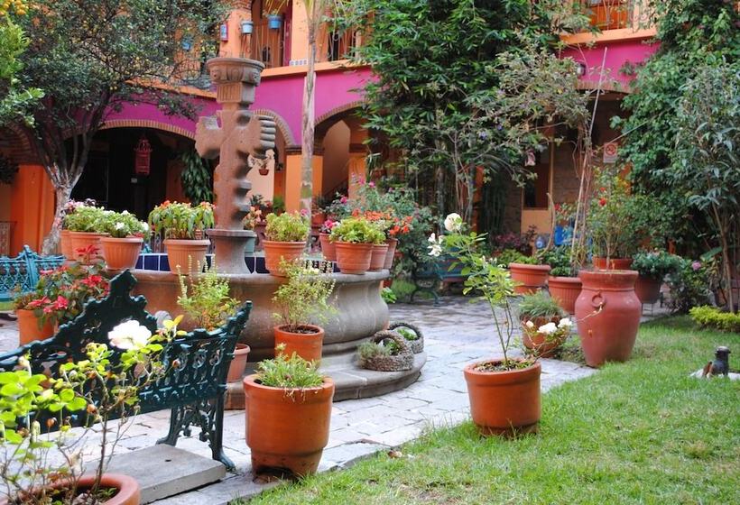 هتل Boutique Posada La Casona De Cortés