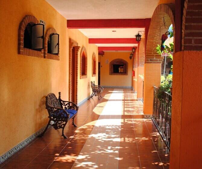هتل Boutique Posada La Casona De Cortés