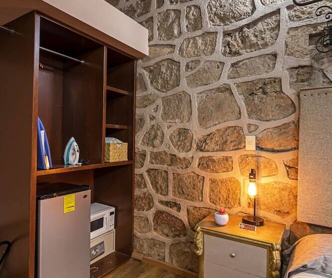 Hotel Cantera Rosa