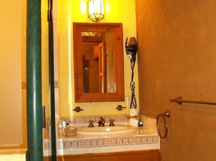 هتل Casa Del Refugio