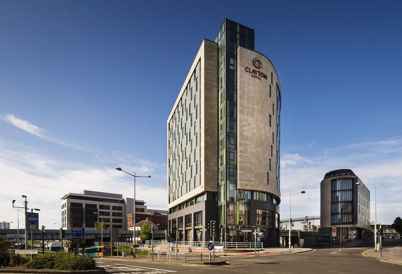 Hotel Clayton  Cardiff