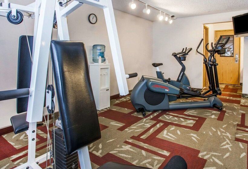 هتل Quality Inn Kirkland