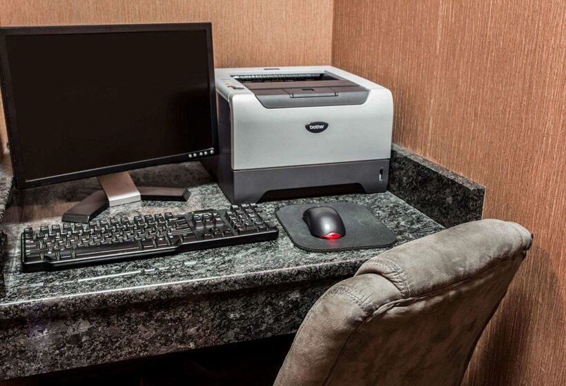 هتل Comfort Inn & Suites Lumberton Central I 95