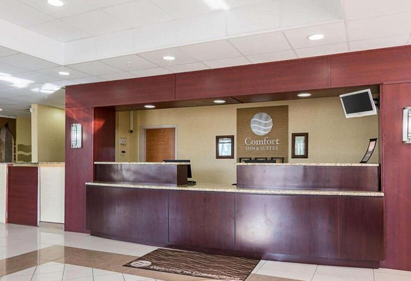 هتل Comfort Inn & Suites Chesapeake  Portsmouth