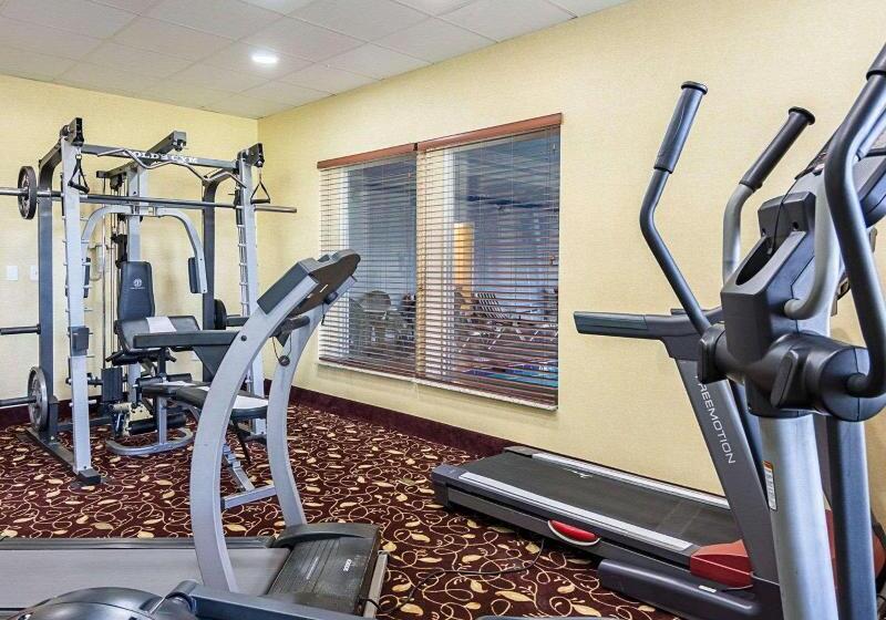 هتل Comfort Inn & Suites Chesapeake  Portsmouth