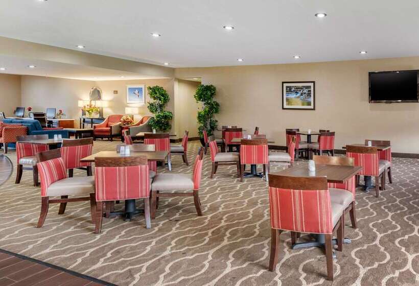 هتل Comfort Suites Daytonwright Patterson