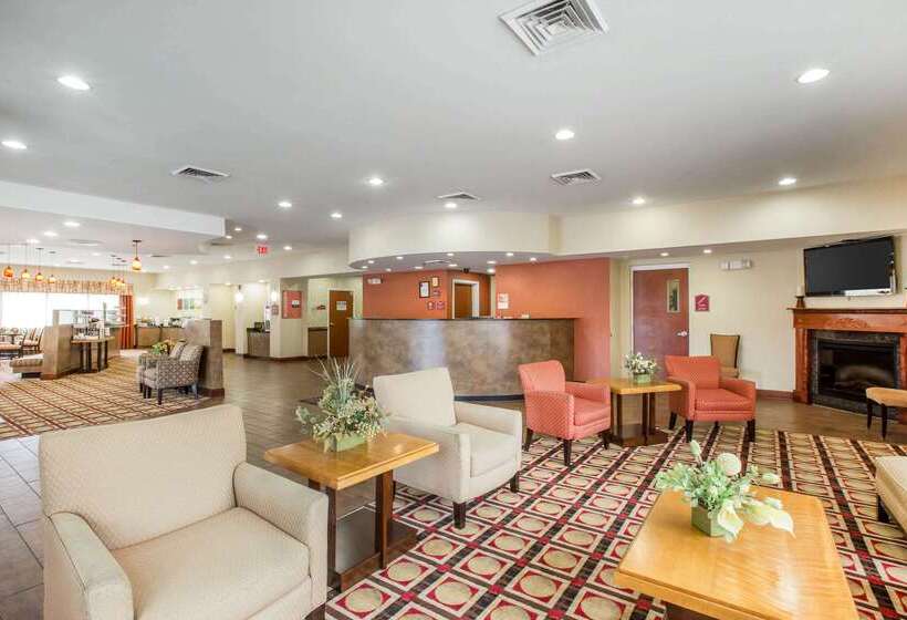 هتل Comfort Suites Golden Isles Gateway