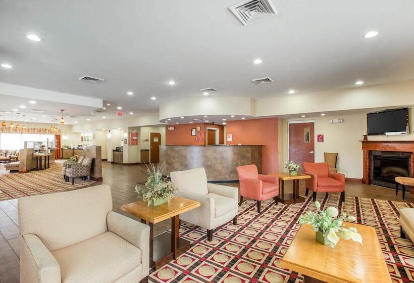 هتل Comfort Suites Golden Isles Gateway