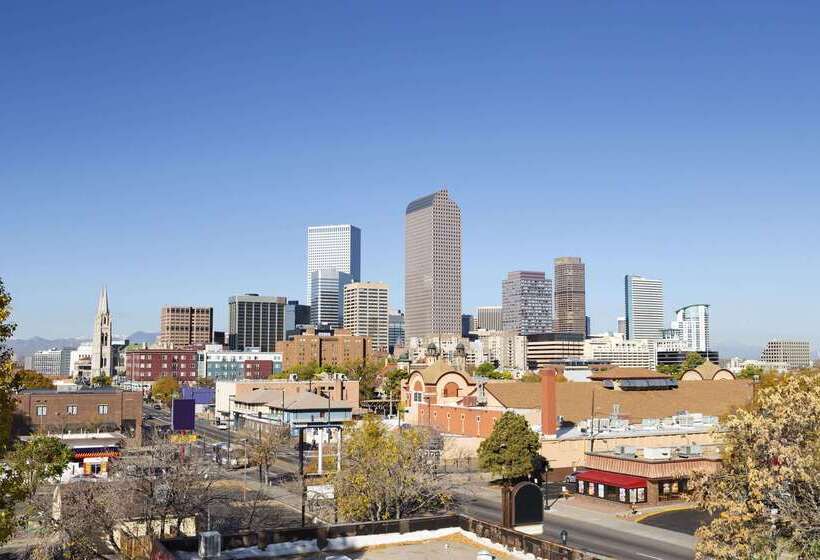 هتل Days Inn By Wyndham Denver Downtown