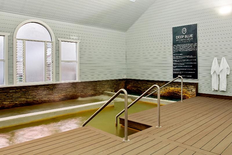Deep Blue Hotel & Hot Springs