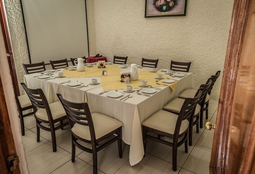 هتل Del Angel, Apizaco