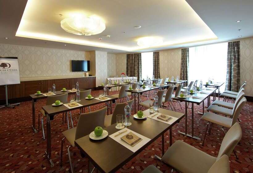 Hotel Doubletree By Hilton Bratislava