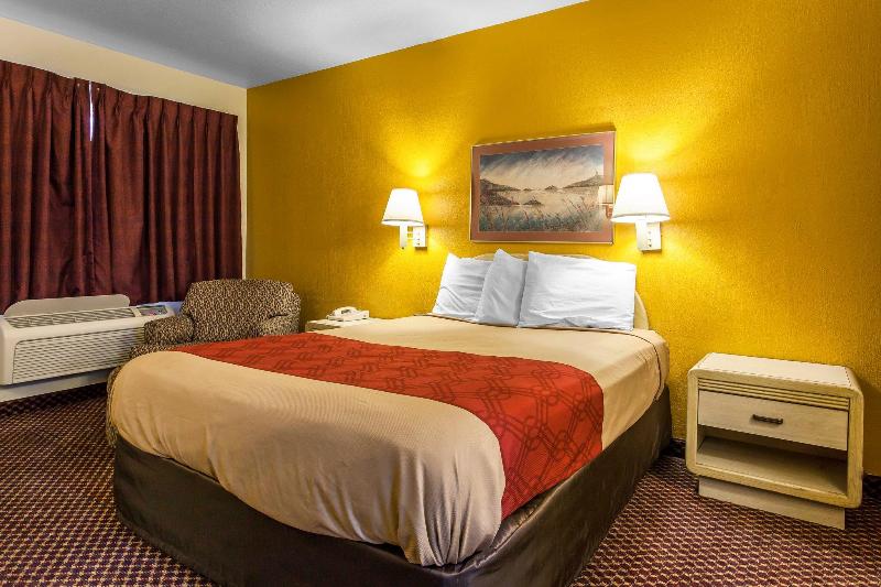 Отель Downtown Inn