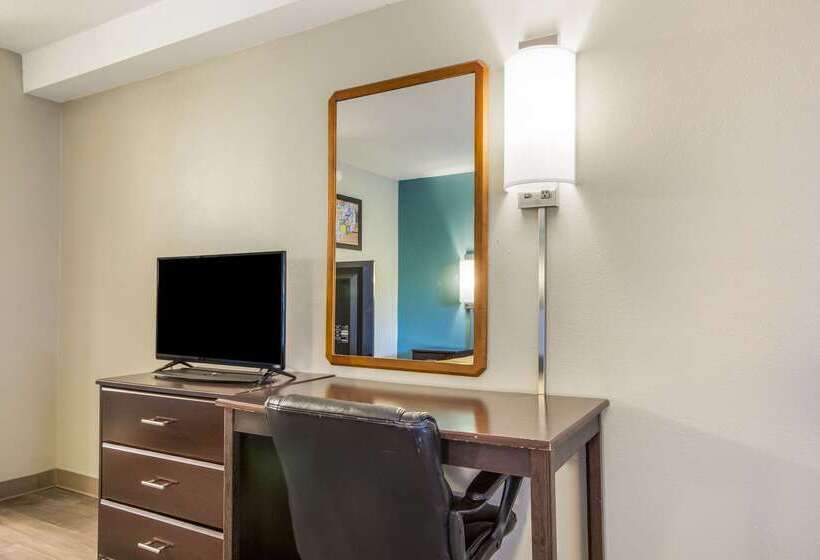 בית מלון כפרי Econo Lodge Inn & Suites I 65