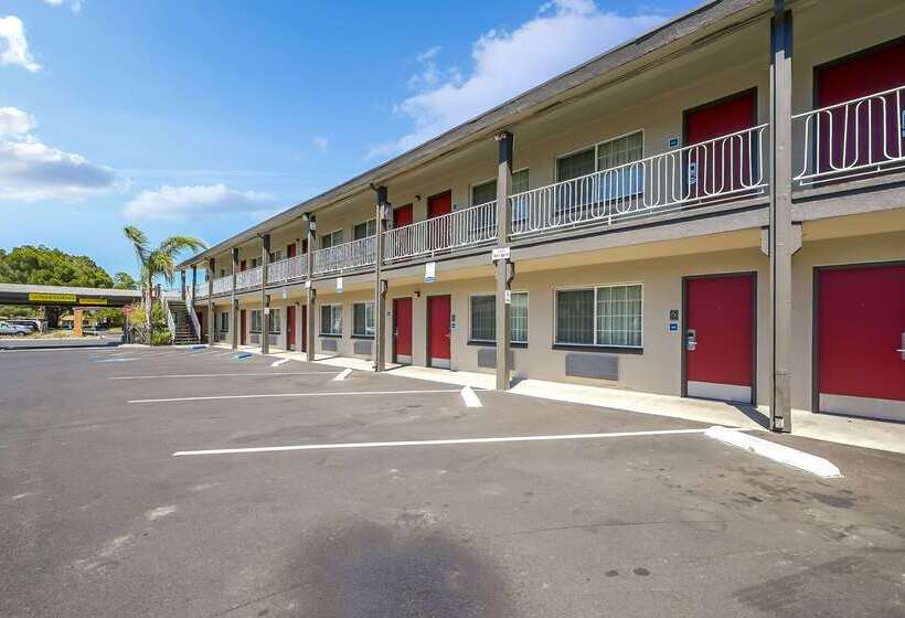 هتل Econo Lodge Woodland Near I 5