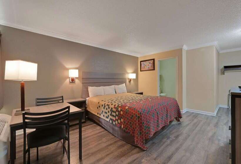 هتل Econo Lodge Woodland Near I 5