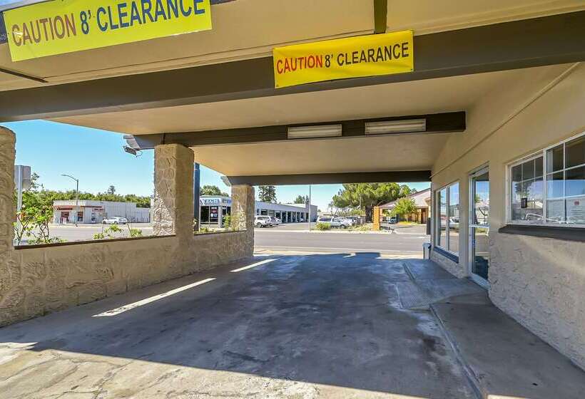 هتل Econo Lodge Woodland Near I 5