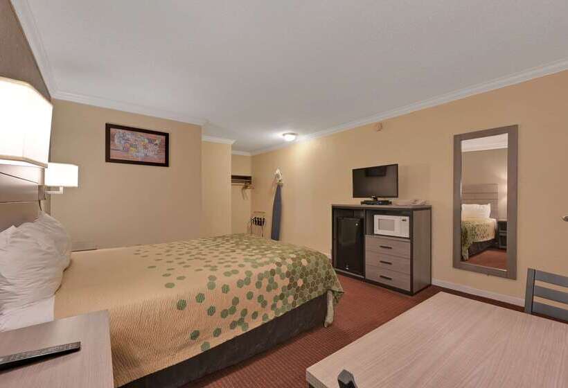 هتل Econo Lodge Woodland Near I 5