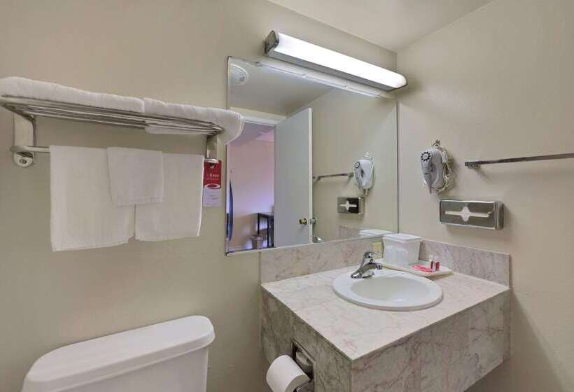 هتل Econo Lodge Woodland Near I 5