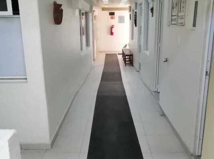 هتل El Refugio
