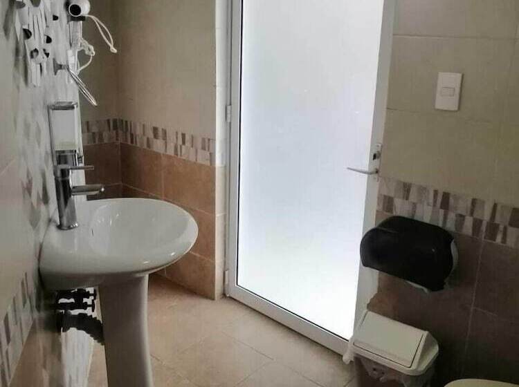 هتل El Refugio