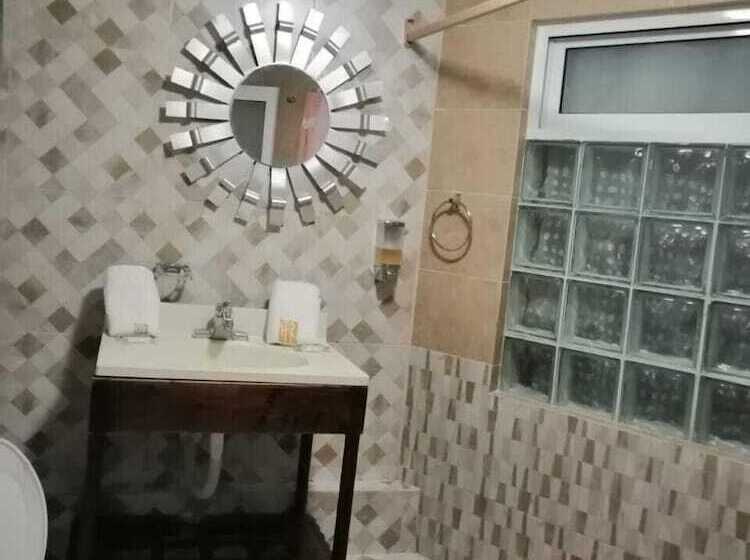 هتل El Refugio