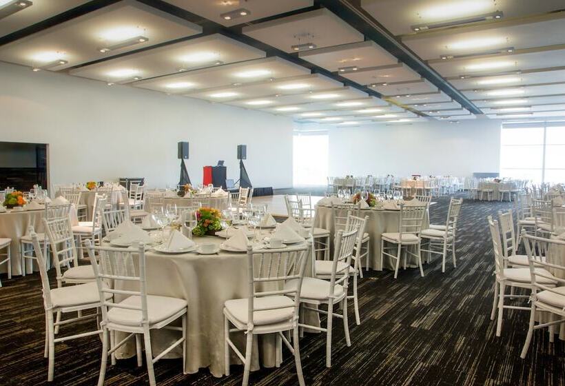 Fotos del hotel Fiesta Inn Monterrey Tecnologico:  15