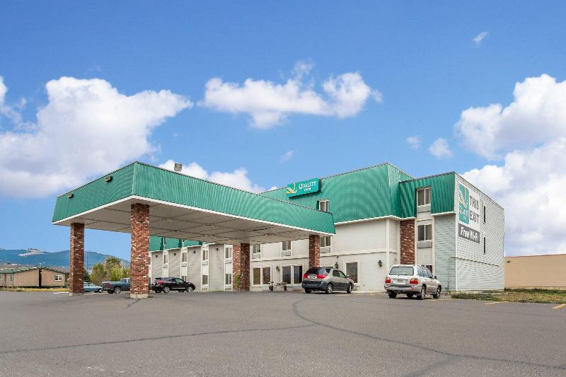 هتل Helena Inn Airport