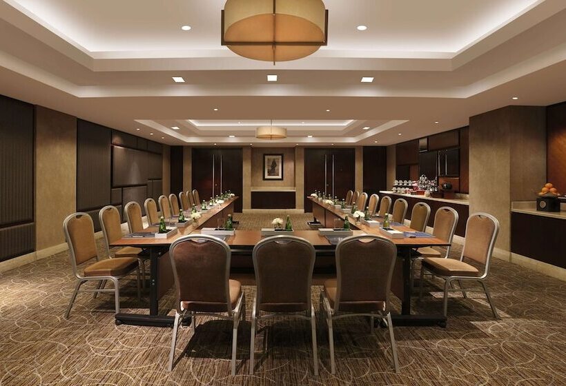 Отель Hilton Chennai