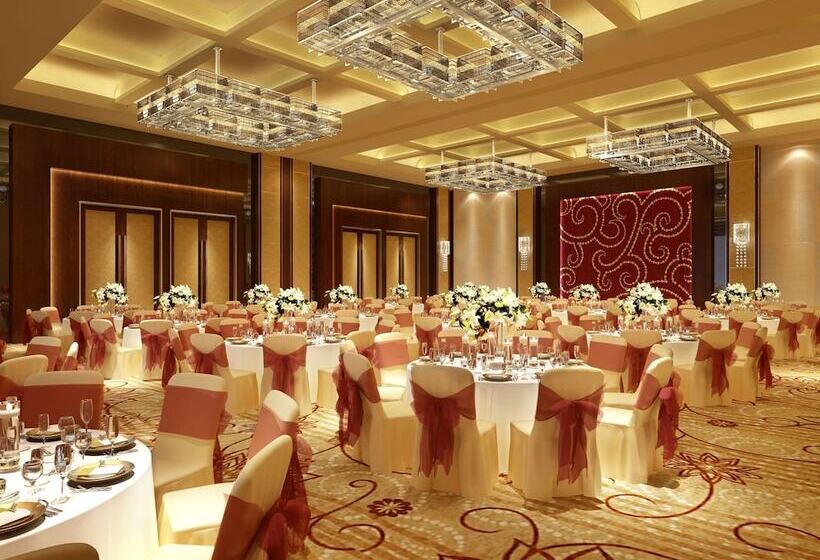 Отель Hilton Chennai