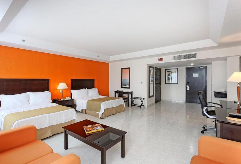 Отель Holiday Inn Campeche