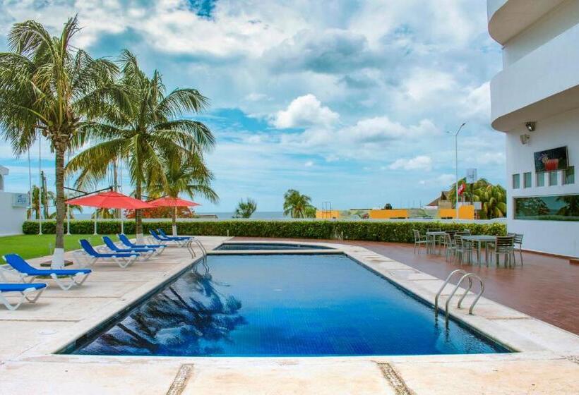 Отель Holiday Inn Campeche