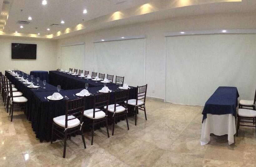 Fotos del hotel Holiday Inn Campeche, An Ihg:  21