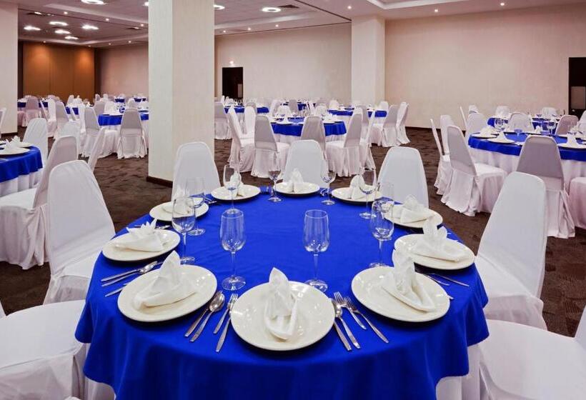Fotos del hotel Holiday Inn Campeche, An Ihg:  3