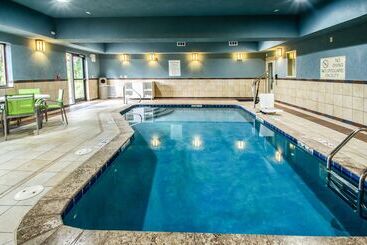 هتل Holiday Inn Express & Suites   Olathe South, An Ihg