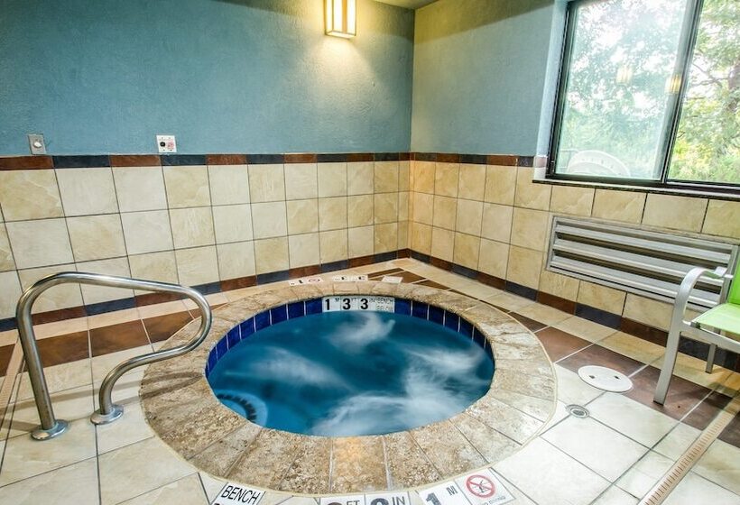 فندق Holiday Inn Express & Suites   Olathe South, An Ihg