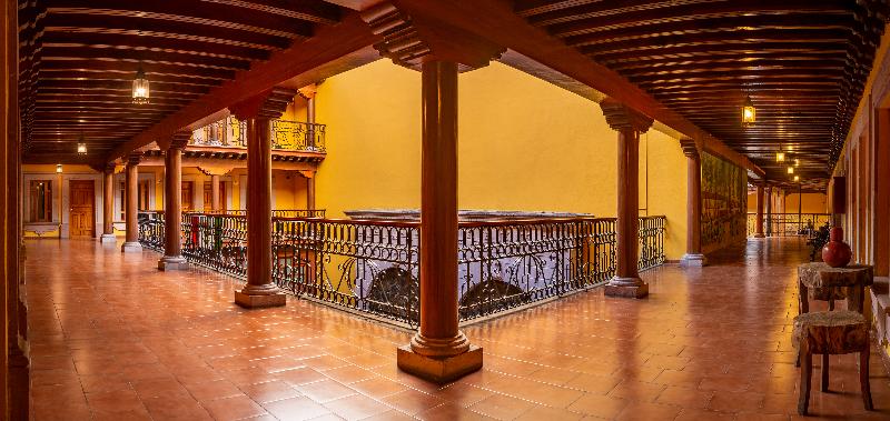 هتل La Parroquia