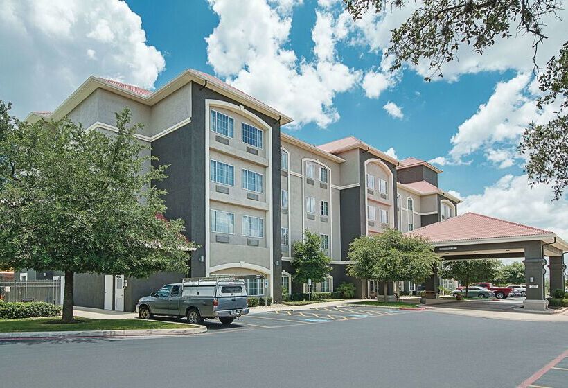 Отель La Quinta By Wyndham San Antonio Northwest