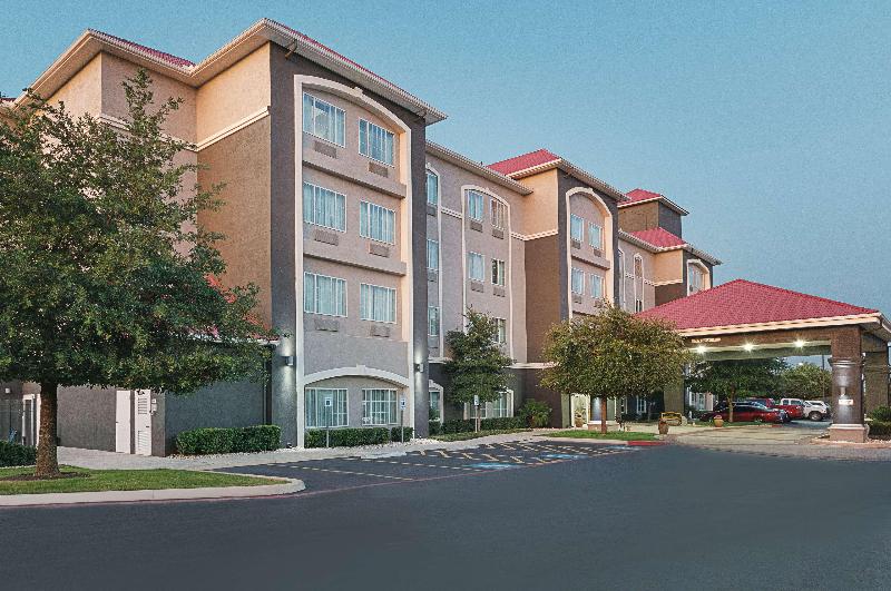 Отель La Quinta By Wyndham San Antonio Northwest