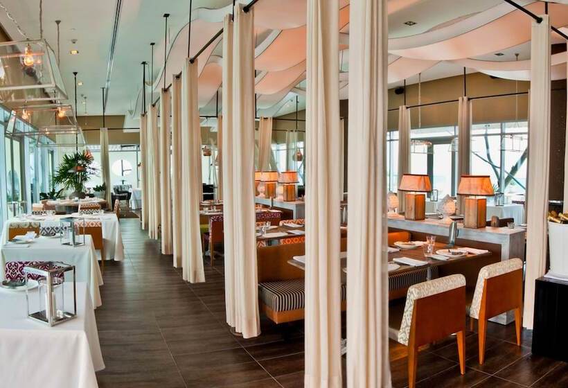 هتل Las Americas Torre Del Mar