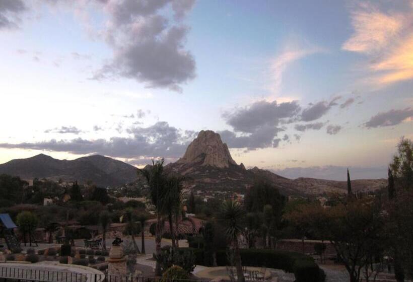 فندق Parador Vernal