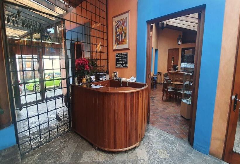 هتل Posada El Paraíso