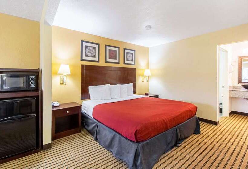 בית מלון כפרי Quality Inn & Suites