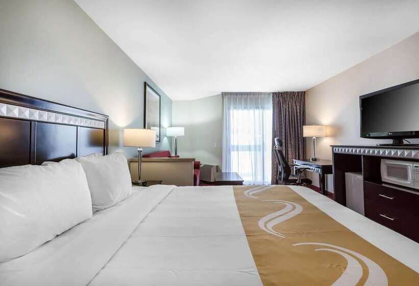 هتل Quality Inn & Suites Irvine Spectrum