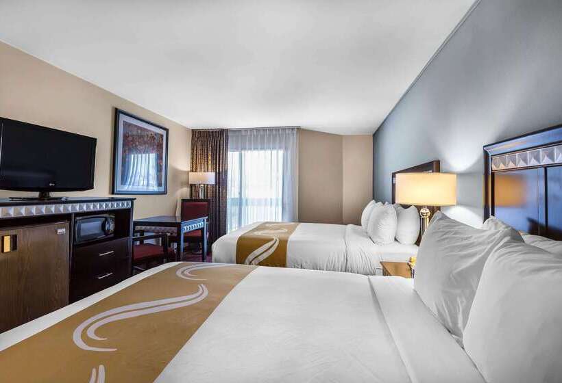 هتل Quality Inn & Suites Irvine Spectrum